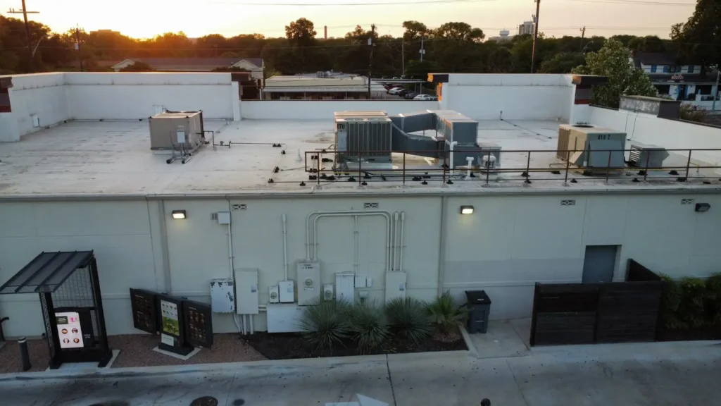 Starbucks Flat Roof Leak Repair1